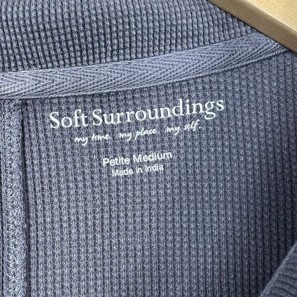 Soft Surroundings Gray Thermal Waffle Knit Cowl Neck Tunic Top Size PM - Picture 9 of 12